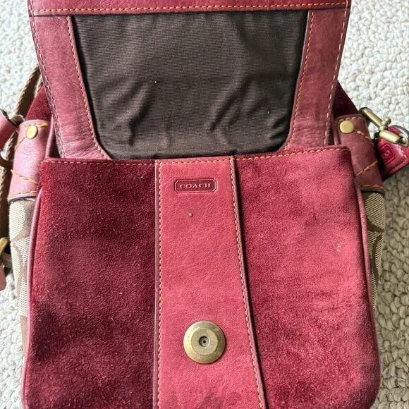 Coach Soho Crossbody Burgundy Suede Classic C Y2K Bag Hang Tag RARE Vintage - Picture 7 of 14